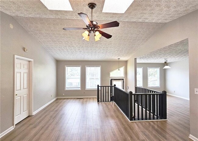 Building Photo - 5530 Deerfield Pl