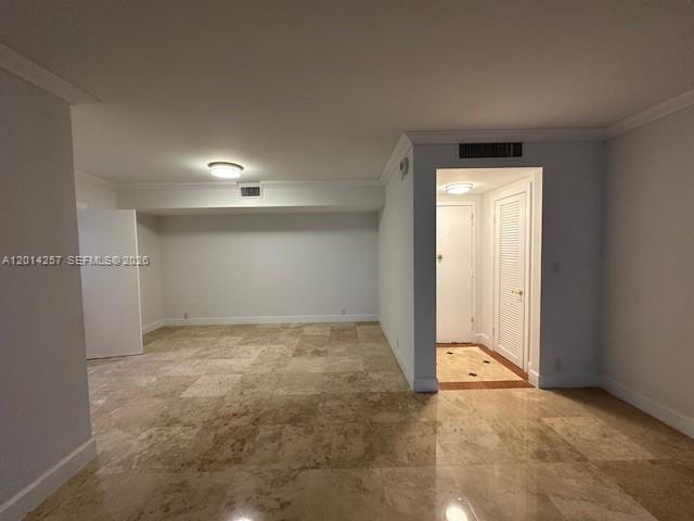 Building Photo - 1121 Crandon Blvd