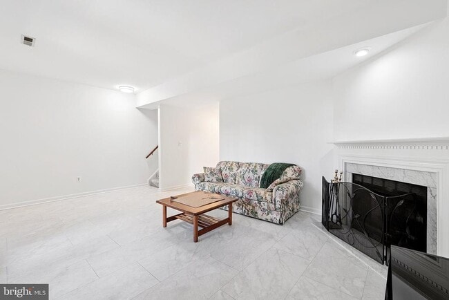 Building Photo - 3120 Valentino Ct