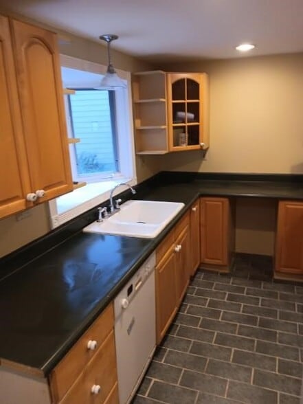 Building Photo - 30 Veterans Ave