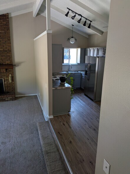 Building Photo - 1608 23rd Ave