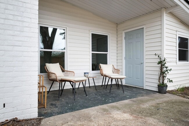 Building Photo - 1643 Boone Hall Dr