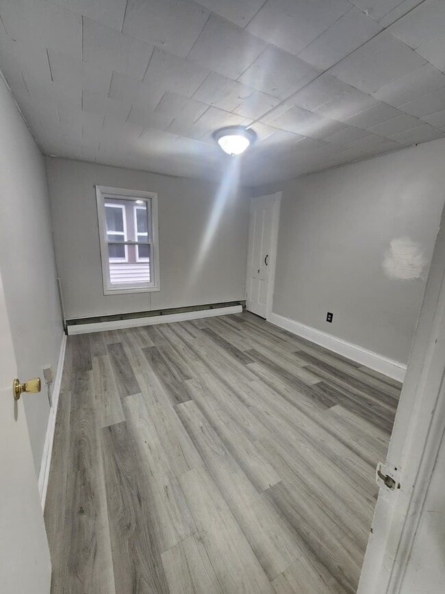 Building Photo - 16 Newitt Pl