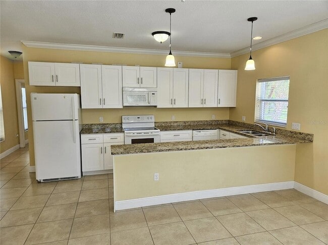 Building Photo - 601 Sandy Nook St