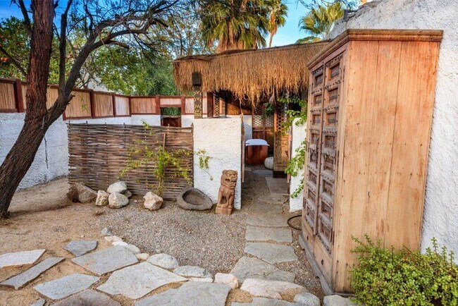 Building Photo - 71607 Sahara Rd