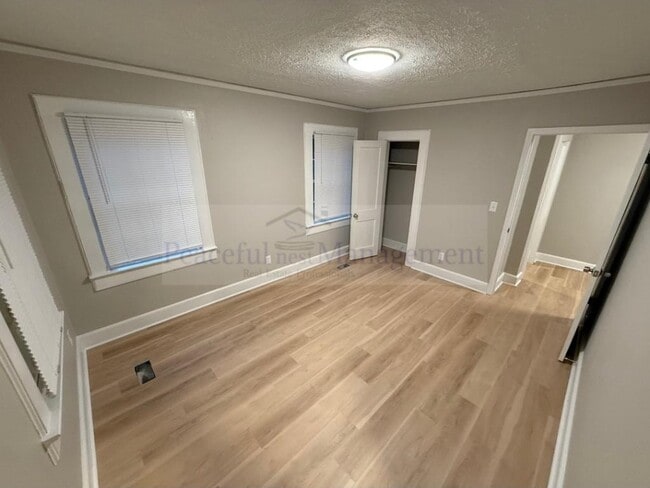 Building Photo - 5431 Buena Vista Rd