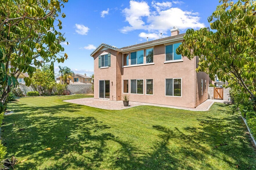 Building Photo - 8469 Applegate Ct