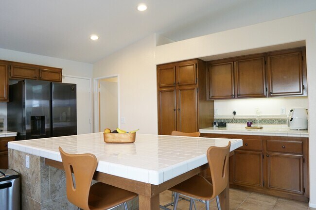 Building Photo - 81367 Avenida Camelia