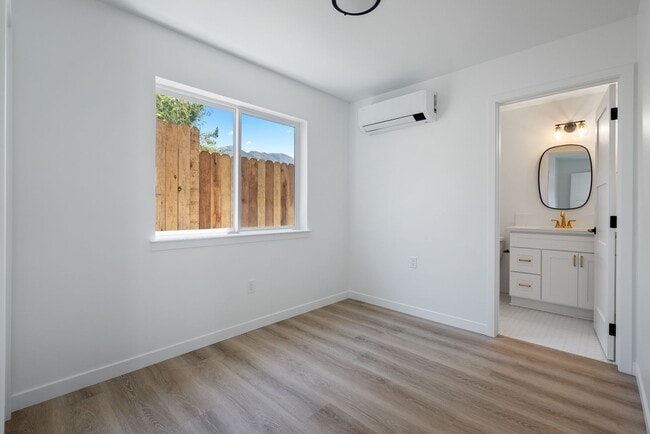 Building Photo - AVAILABLE FOR 2026-2027 SCHOOL YEAR...14 B...