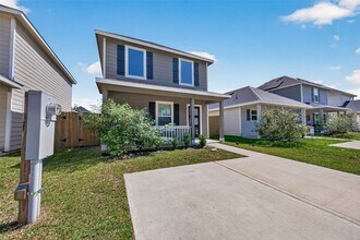 Building Photo - 16364 Jasmine Marie Pl