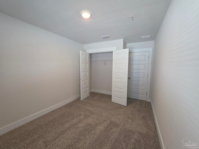 Building Photo - 9525 Nature Crk Cir