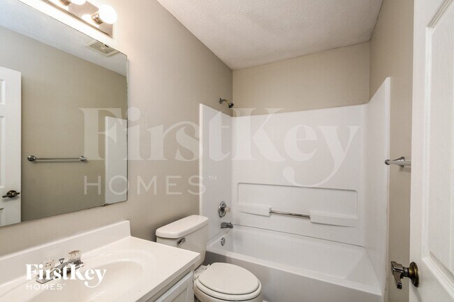 Building Photo - 11116 Cherry Lake Ct