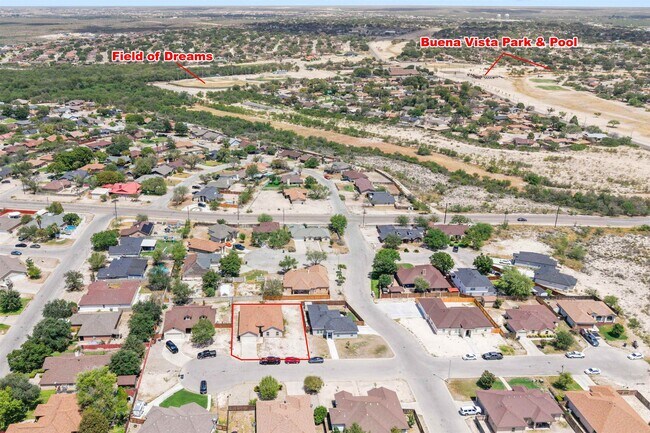 Building Photo - 103 Spike Run