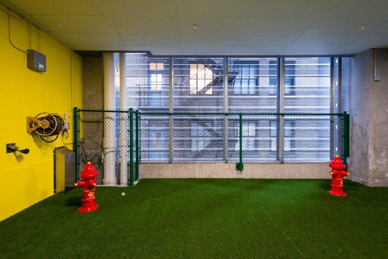 Building Photo - 70 E Lake St