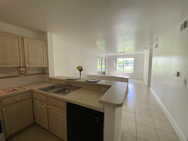Building Photo - 1725 Palm Cove Blvd