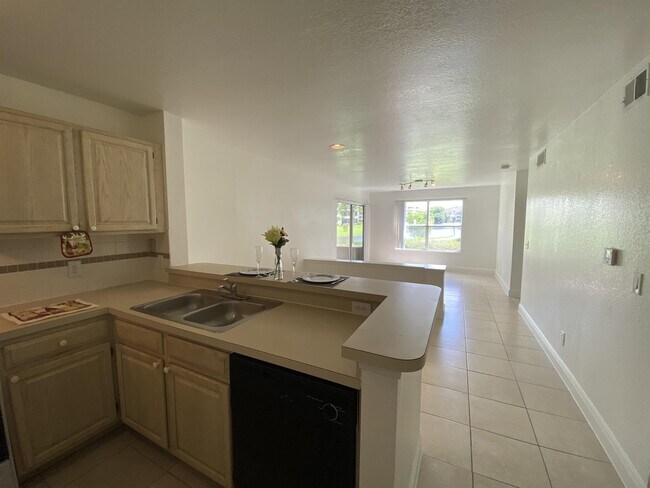 Primary Photo - 1725 Palm Cove Blvd
