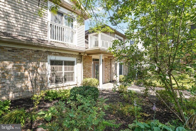 Building Photo - 163 High Pointe Dr
