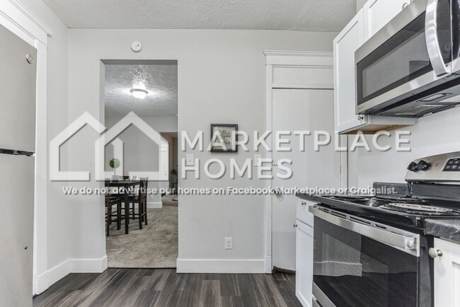 Building Photo - 2428 N Capitol Ave