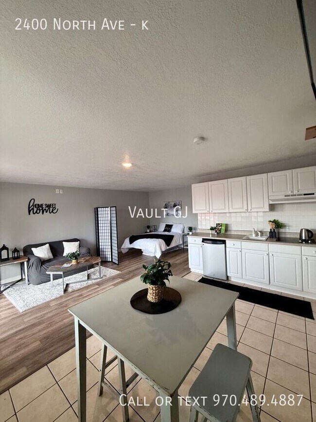 Building Photo - 2400 North Ave