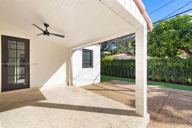 Building Photo - 3519 Toledo St