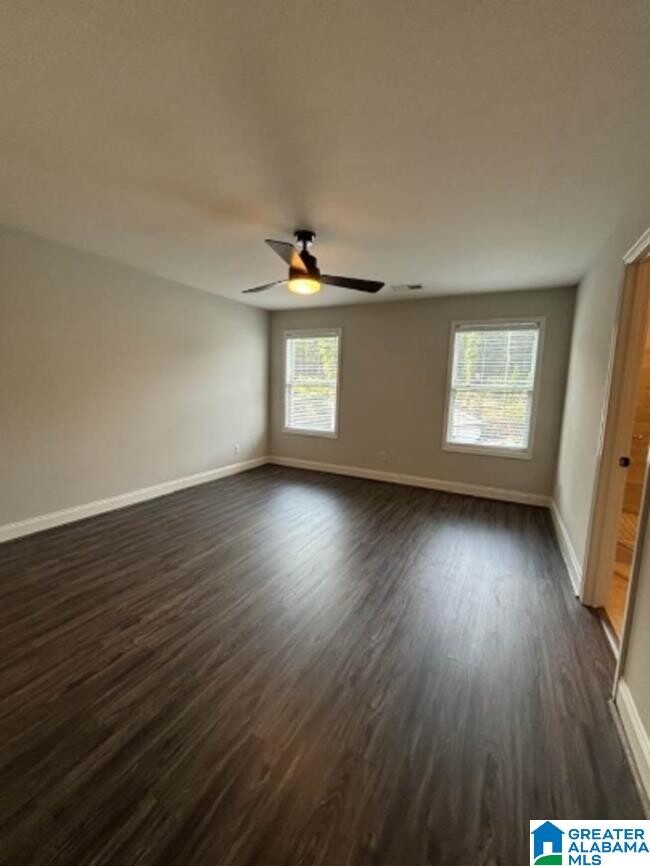 Building Photo - 978 Lennox Blvd