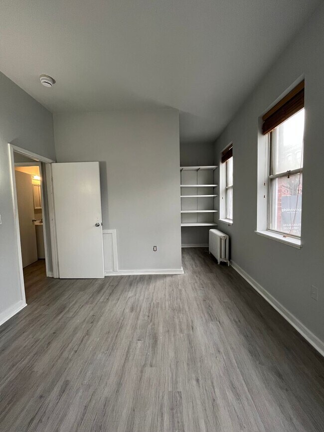 Building Photo - 438 Gaskill St