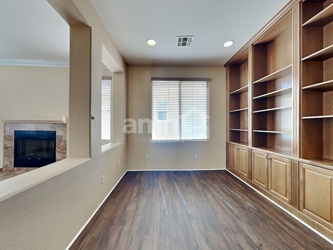 Building Photo - 2028 Silver Blaze Ct