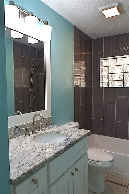 Building Photo - 2009 Branch Tree Ln