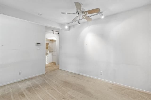 Building Photo - 10714 Royal Springs Dr