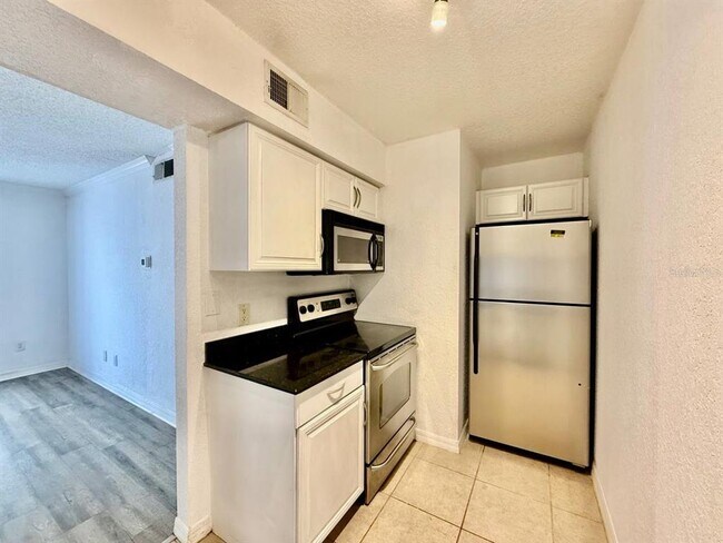 Building Photo - 3311 Haviland Ct