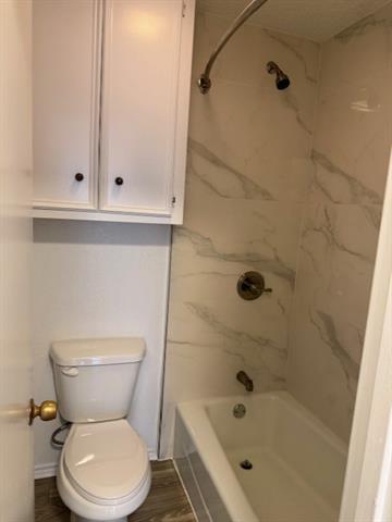 Building Photo - 7502 Pear Tree Ln