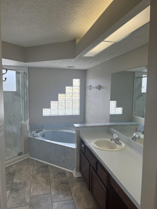 Building Photo - 3276 Fox Squirrel Dr