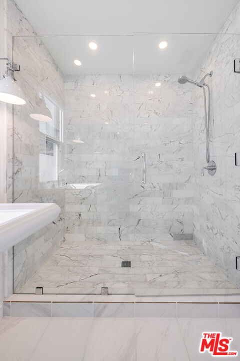 Building Photo - 134 La Plata