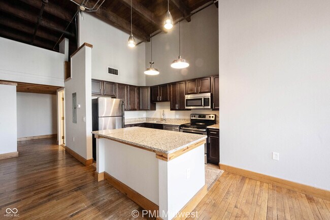 Building Photo - 501 Madison Ave