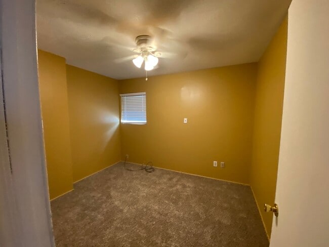 Building Photo - Freshly Renovated 3 Bedroom Home for Lease in North Shreveport