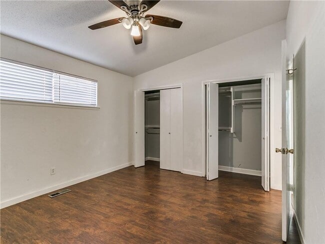 Building Photo - 507 NE 61st St