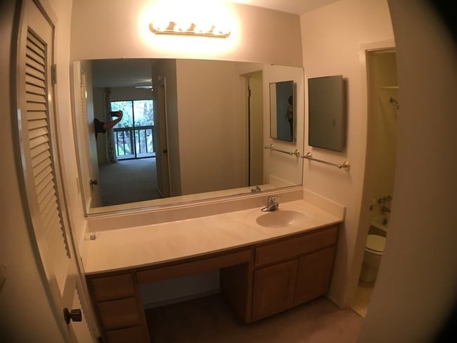 Building Photo - 1905 West Ln