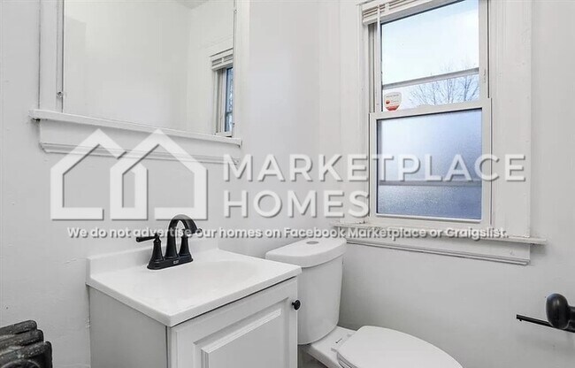 Building Photo - 16252 Ilene St