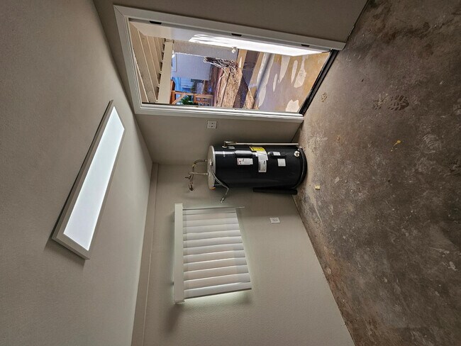 Building Photo - 8702 W Pinnacle Peak Rd