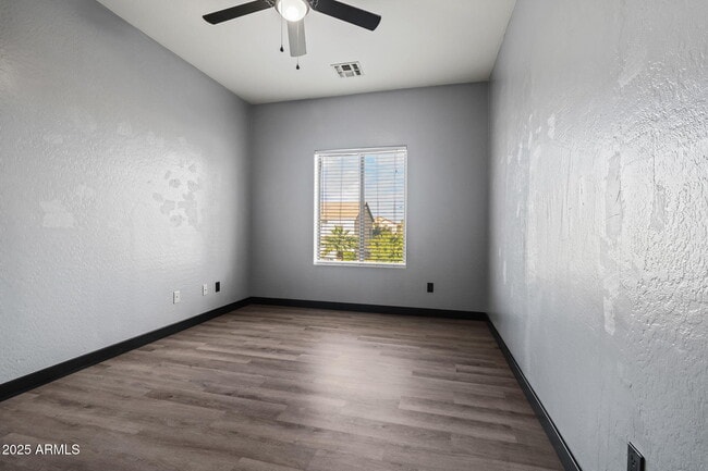 Building Photo - 12672 W Osborn Rd