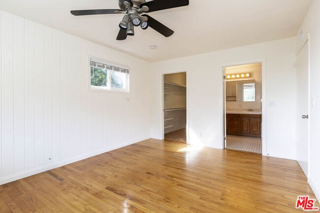 Building Photo - 2470 Zorada Dr