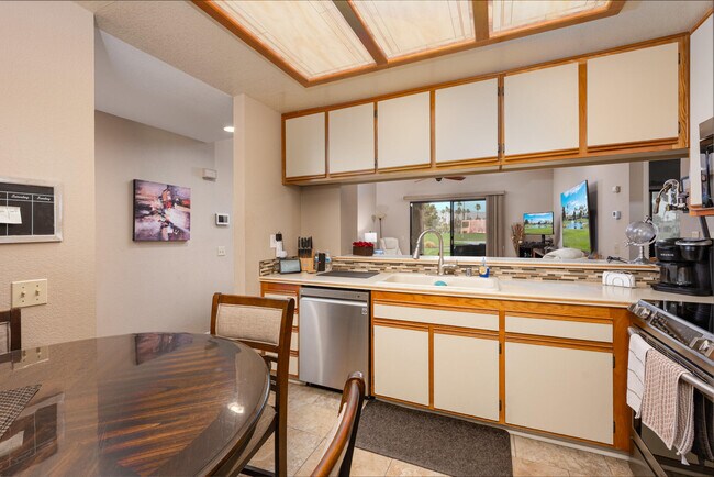Building Photo - 28914 Desert Princess Dr