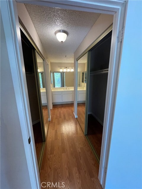 Building Photo - 2563 Plaza del Amo