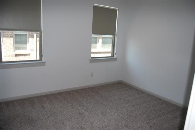 Building Photo - 2133 Bonnell St