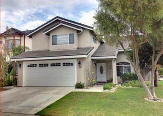 Primary Photo - 4 Bed 2.5 Bath Family Home