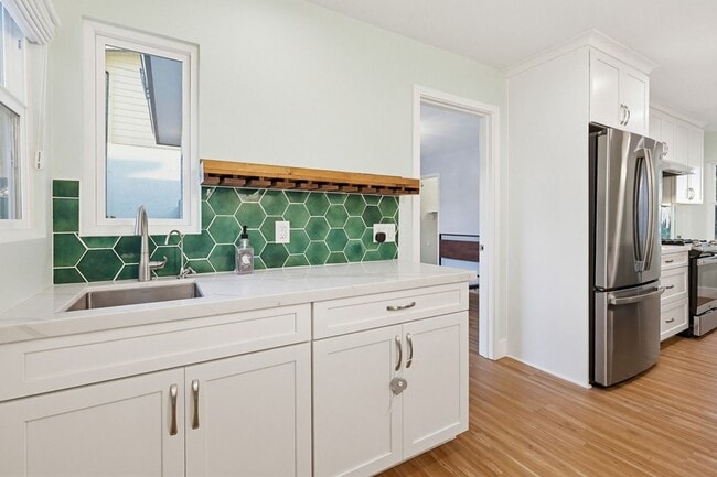 Building Photo - 3 Bedroom Home with Ocean Views in Point Loma