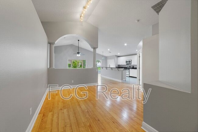 Building Photo - 116 Delancey Dr