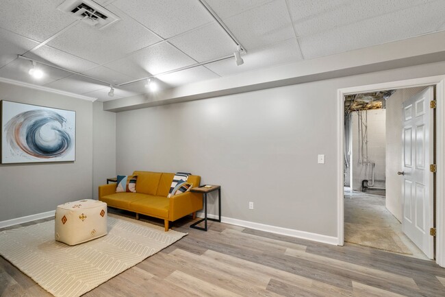 Building Photo - 1207 Timbers Ln