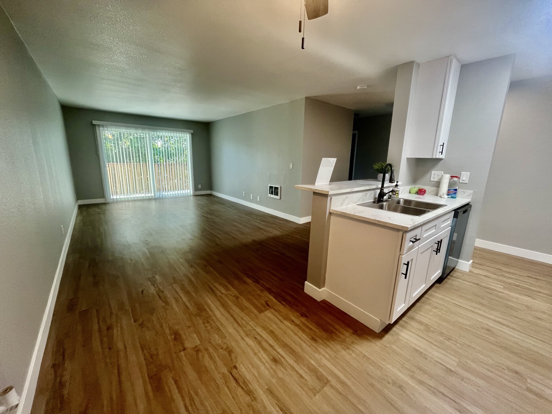 Building Photo - 941 Lewelling Blvd