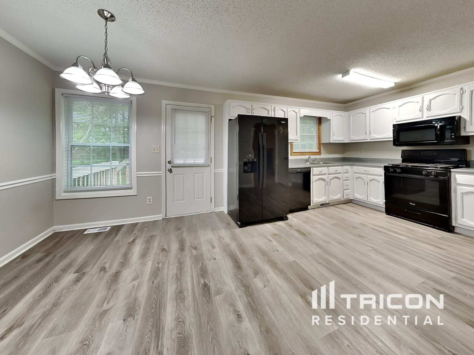 Building Photo - 2709 Owens Dr